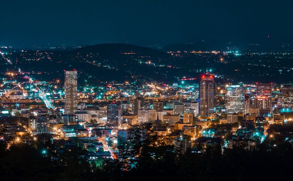 Oregon Bank Statement Loans: The Complete Guide 2 A night time view of Portland, a great city to get an Oregon bank statement loan.
