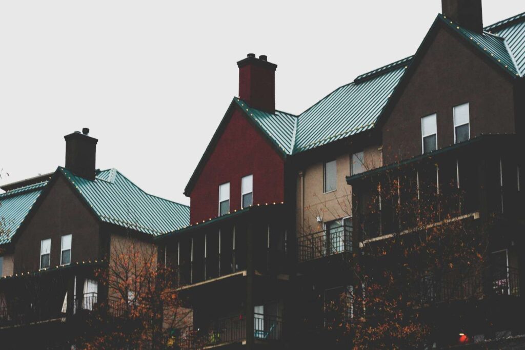 Tennessee Mortgage Rates in 2025: Current Trends and Market Analysis 1 pexels joshuateichroew 2939831 1 | Defy Mortgage