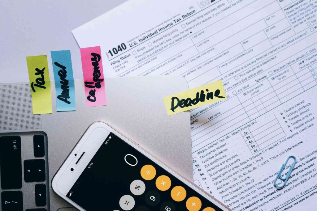 Bank Statement Loan vs Conventional Loan: Which Is Right for You? 2 pexels leeloothefirst 89625191 | Defy Mortgage